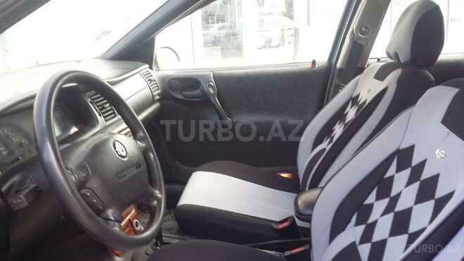 Opel Vectra 1997, 258,000 km - 2.0 l - Bakı