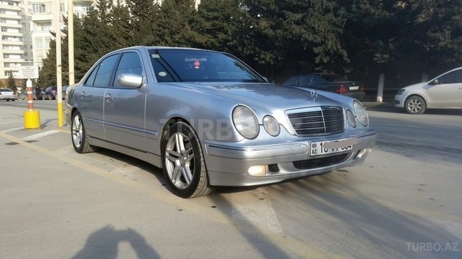 Mercedes E 240 2000, 280,000 km - 2.4 l - Bakı