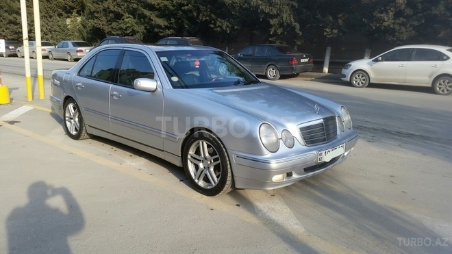 Mercedes E 240 2000, 280,000 km - 2.4 l - Bakı