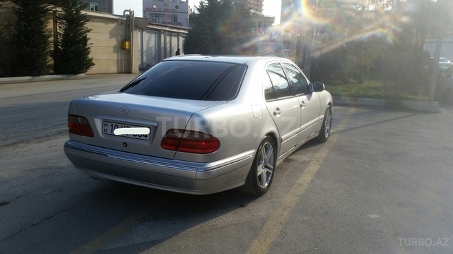 Mercedes E 240 2000, 280,000 km - 2.4 l - Bakı