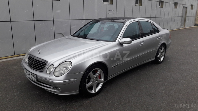 Mercedes E 240 2005, 159,000 km - 2.6 l - Bakı
