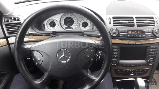 Mercedes E 240 2005, 159,000 km - 2.6 l - Bakı