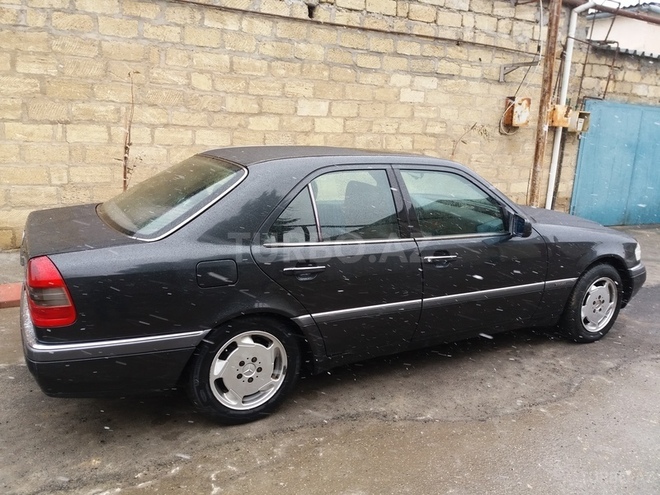 Mercedes C 180 1996, 355,000 km - 1.8 l - Bakı