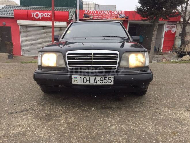 Mercedes E 300 1994, 280,000 km - 3.0 л - Bakı