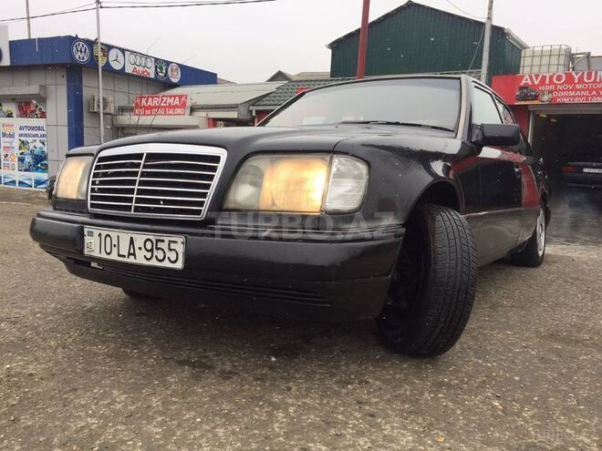 Mercedes E 300 1994, 280,000 km - 3.0 л - Bakı