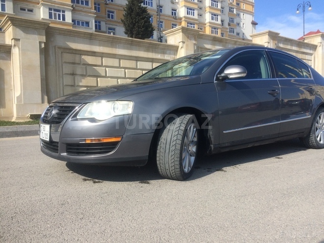Volkswagen Passat 2005, 148,000 km - 2.0 l - Bakı