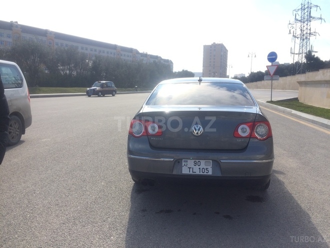 Volkswagen Passat 2005, 148,000 km - 2.0 l - Bakı