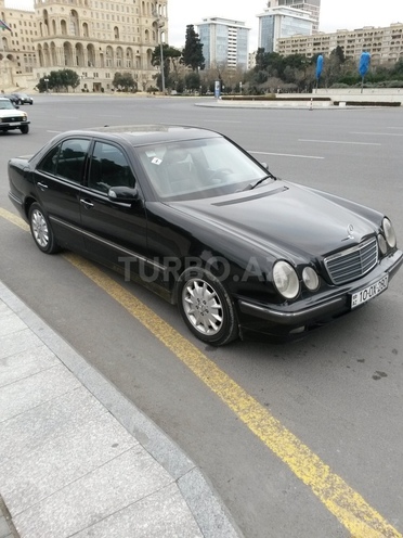 Mercedes E 280 2002, 305,000 km - 2.8 л - Bakı