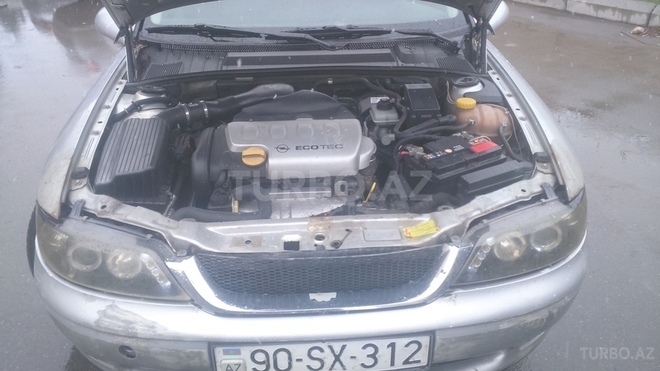 Opel Vectra 1999, 200,000 km - 1.8 л - Bakı