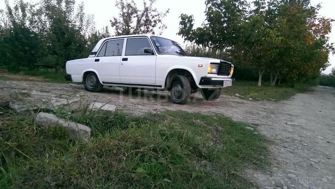 LADA (VAZ) 2107 2009, 8,000 km - 1.6 л - Quba