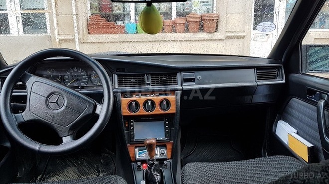 Mercedes 190 1992, 489,325 km - 2.0 л - Bakı
