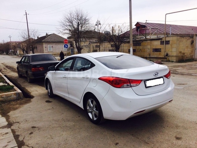 Hyundai Elantra 2011, 86,400 km - 1.8 l - Bakı