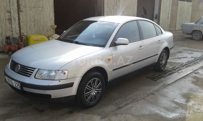 Volkswagen Passat 2000, 220,000 km - 1.9 l - Bakı