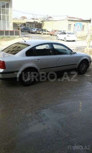 Volkswagen Passat 2000, 220,000 km - 1.9 l - Bakı