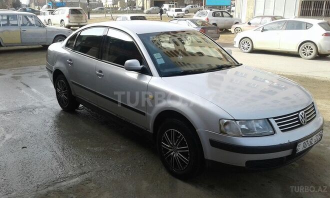 Volkswagen Passat 2000, 220,000 km - 1.9 l - Bakı