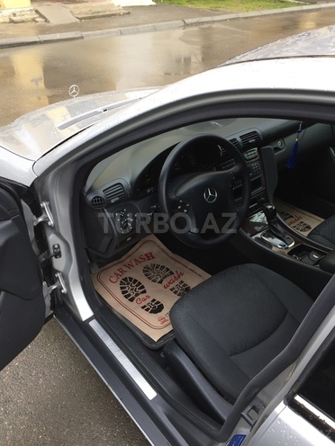 Mercedes C 200 2003, 153,566 km - 2.0 л - Bakı