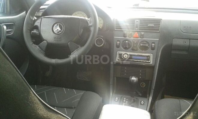Mercedes C 230 1998, 215,000 km - 2.3 l - Sumqayıt