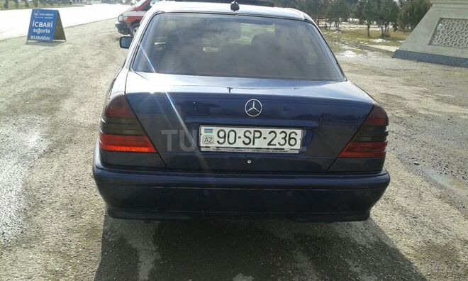 Mercedes C 230 1998, 215,000 km - 2.3 l - Sumqayıt