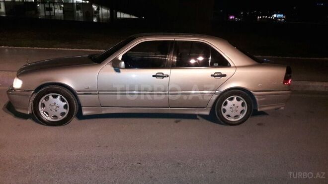 Mercedes C 180 1998, 300,000 km - 1.8 l - Bakı