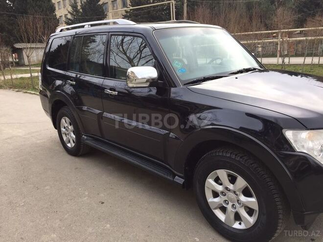 Mitsubishi Pajero 2009, 134,000 km - 3.5 l - Bakı