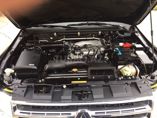 Mitsubishi Pajero 2009, 134,000 km - 3.5 l - Bakı