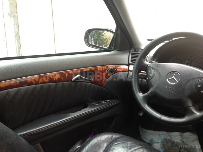 Mercedes E 220 2004, 236 km - 0.3 l - Bakı