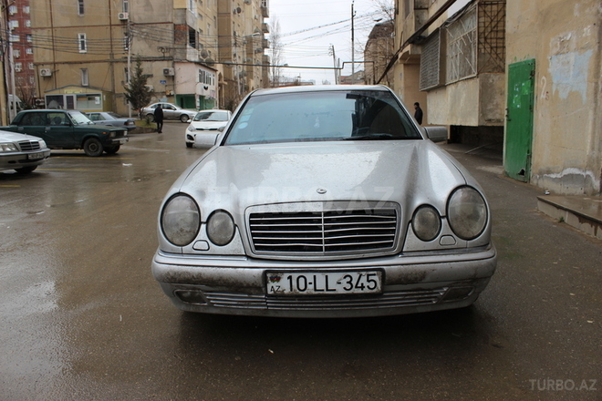 Mercedes E 230 1996, 335,976 km - 2.3 l - Bakı