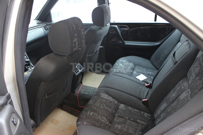 Mercedes E 230 1996, 335,976 km - 2.3 l - Bakı
