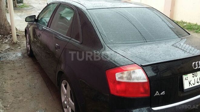 Audi A4 2002, 170,000 km - 1.8 л - Bakı