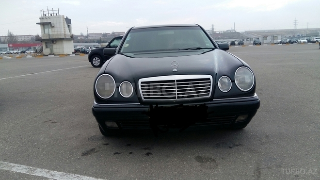 Mercedes E 240 1998, 253,000 km - 2.4 l - Bakı