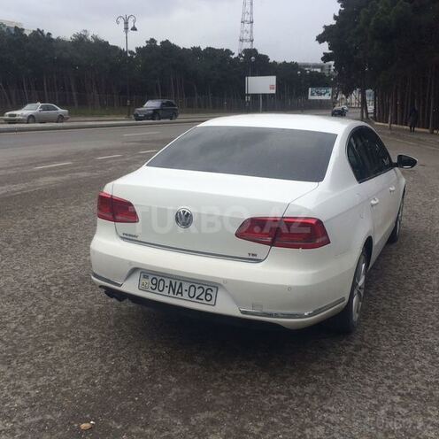 Volkswagen Passat 2012, 145,000 km - 1.8 l - Bakı