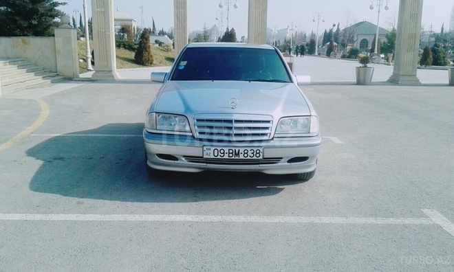 Mercedes C 240 1998, 238,700 km - 2.4 l - Bərdə
