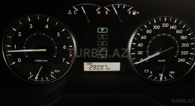 Toyota Land Cruiser 2013, 29,000 km - 4.0 л - Bakı