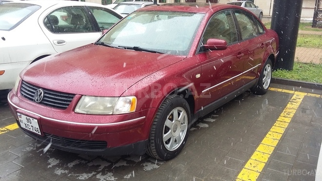 Volkswagen Passat 1999, 166,000 km - 1.8 л - Bakı