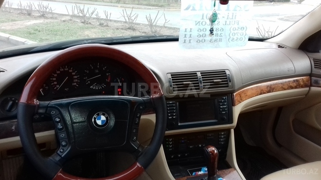 BMW 525 2001, 200,000 km - 0.3 l - Bakı