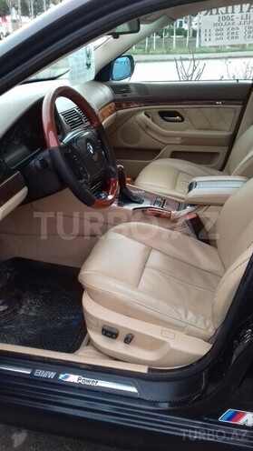 BMW 525 2001, 200,000 km - 0.3 l - Bakı