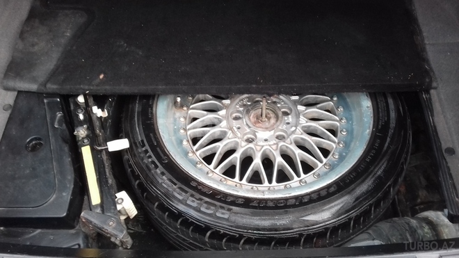 BMW 525 2001, 200,000 km - 0.3 l - Bakı