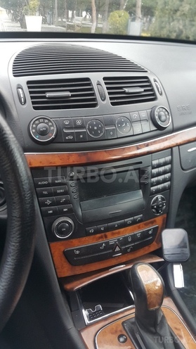 Mercedes E 220 2003, 388,000 km - 2.2 l - Bakı
