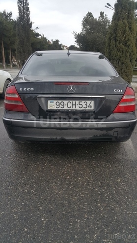 Mercedes E 220 2003, 388,000 km - 2.2 l - Bakı