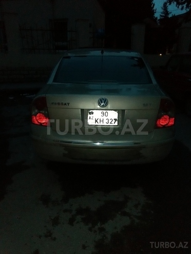 Volkswagen Passat 2001, 235,000 km - 1.8 l - Bakı