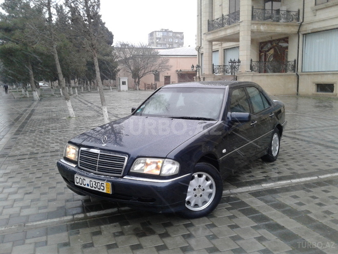 Mercedes C 220 1998, 308,000 km - 2.2 л - Sumqayıt