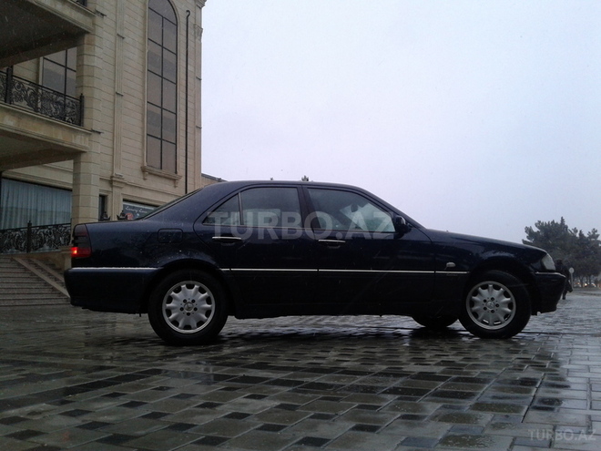 Mercedes C 220 1998, 308,000 km - 2.2 л - Sumqayıt