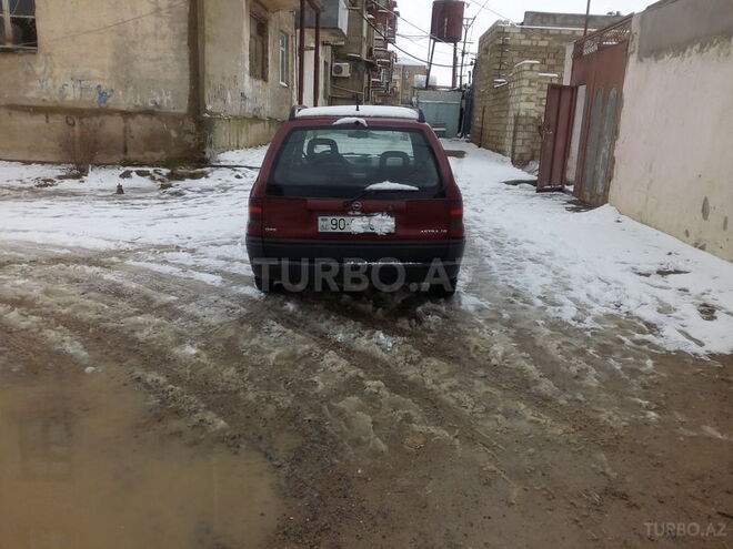 Opel Astra 1996, 350,000 km - 1.6 l - Bakı