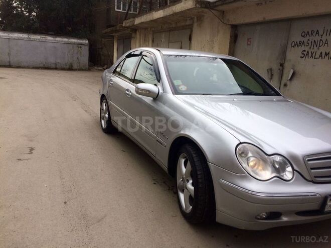 Mercedes C 240 2000, 269,050 km - 2.4 л - Bakı