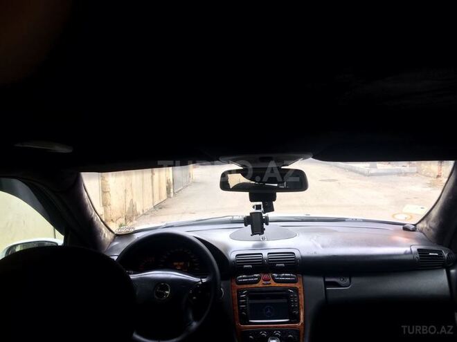 Mercedes C 240 2000, 269,050 km - 2.4 л - Bakı