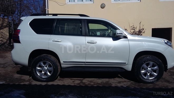 Toyota Prado 2010, 84,000 km - 2.7 l - Tovuz