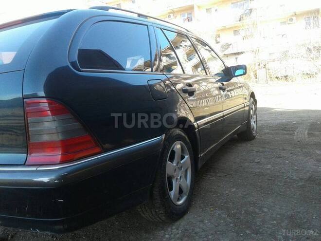 Mercedes C 240 2000, 280,000 km - 2.4 л - Sumqayıt