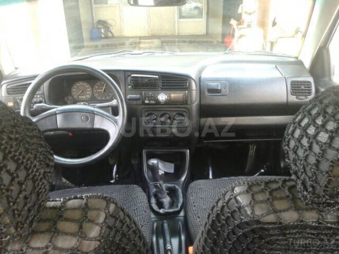 Volkswagen Golf 1993, 150,000 km - 1.6 l - Sumqayıt