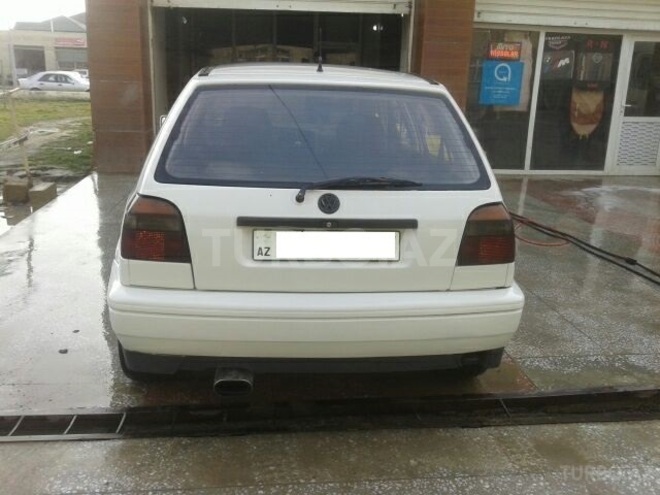 Volkswagen Golf 1993, 150,000 km - 1.6 l - Sumqayıt