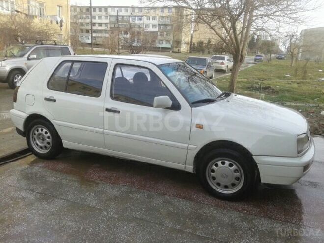 Volkswagen Golf 1993, 150,000 km - 1.6 l - Sumqayıt